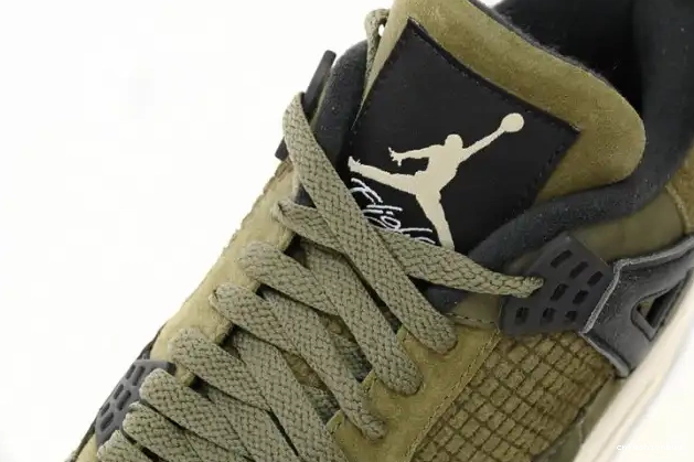 Jordan FB9927-200 Medium Olive Craft Air 4 0426